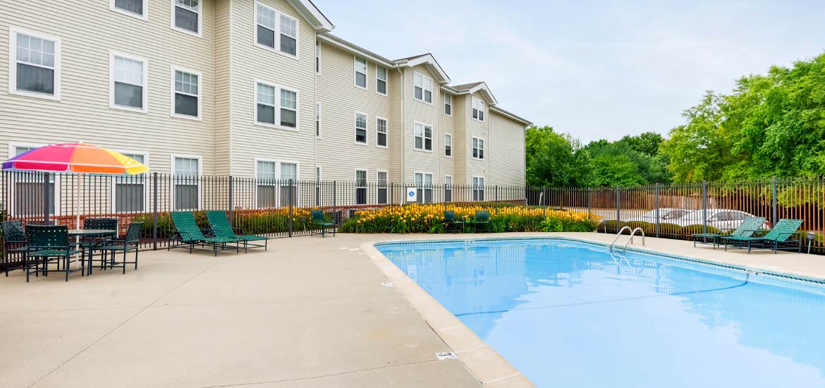 Glendale at the Mansion Apartments