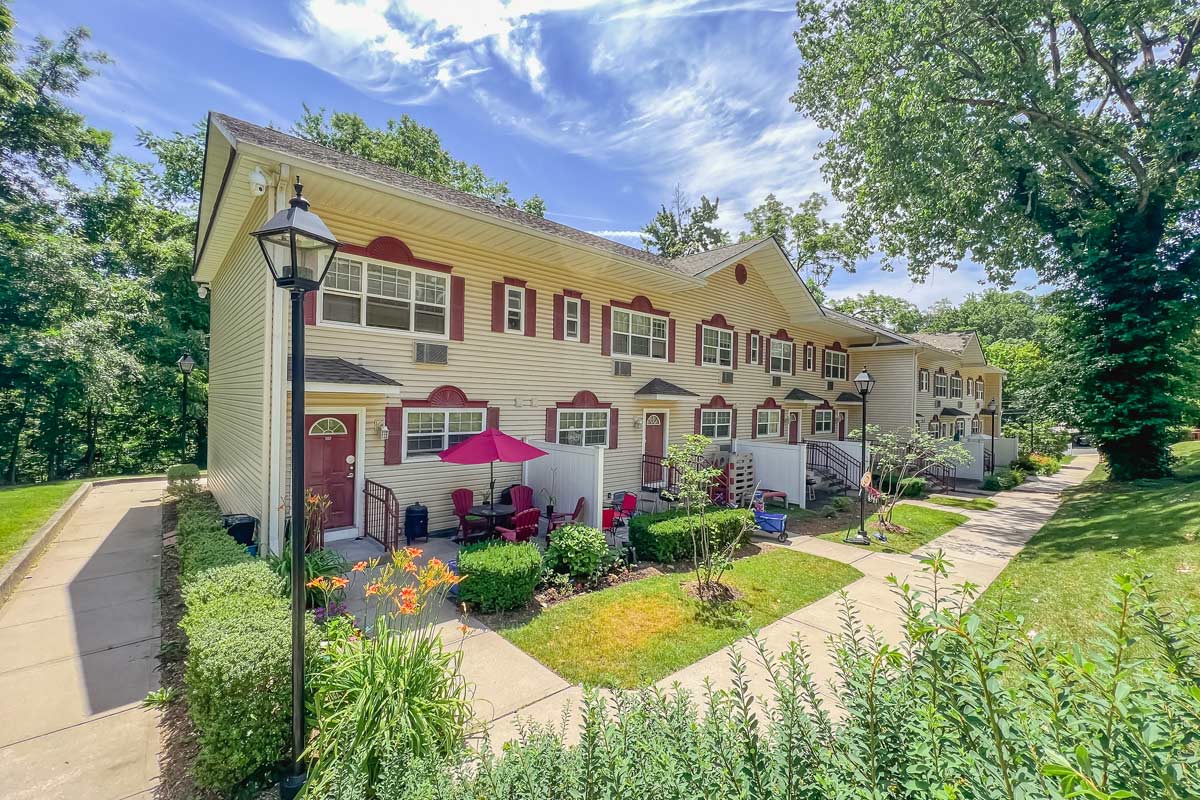Spinney Hill Homes