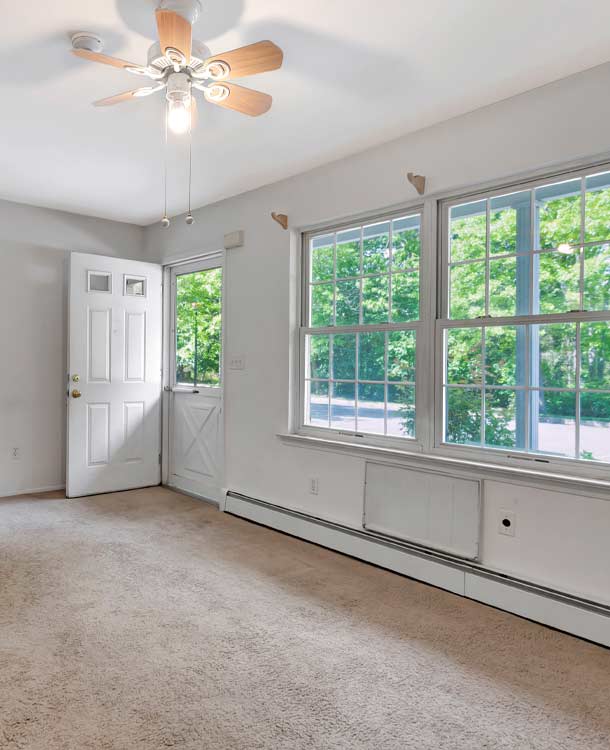 Woodbridge at Hampton Bays Apartments